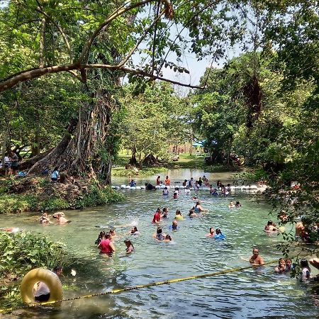 Hniu Li Valle Nacional Екстериор снимка