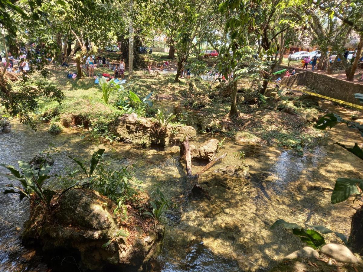 Hniu Li Valle Nacional Екстериор снимка