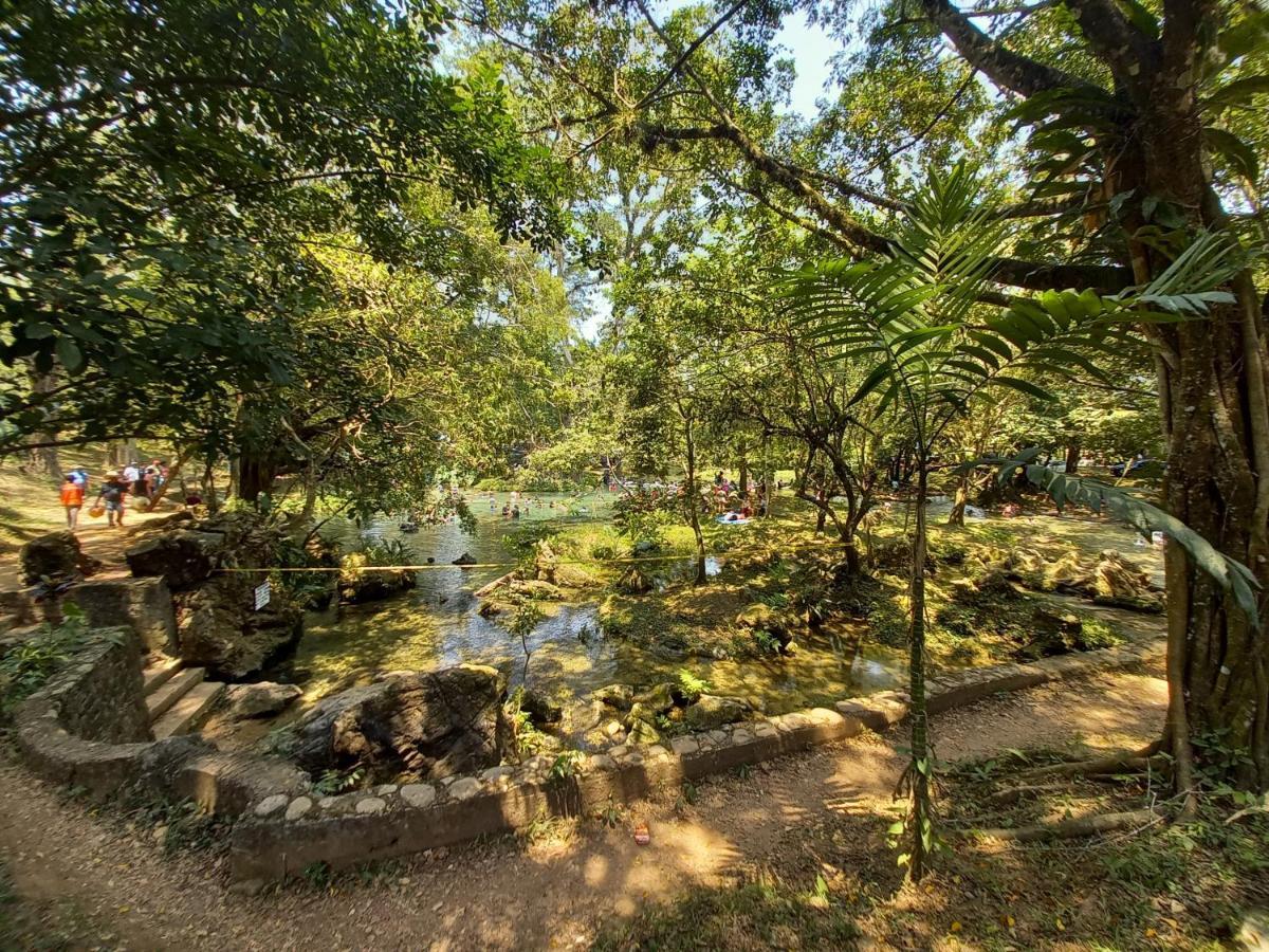 Hniu Li Valle Nacional Екстериор снимка